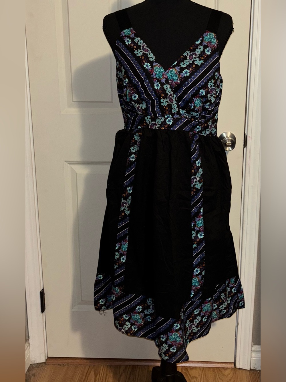 Black Floral V-Neck Midi Dress with Teal Accents 100% Cotton